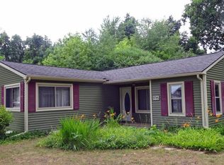9746 Woodlawn Dr, Portage, MI 49002