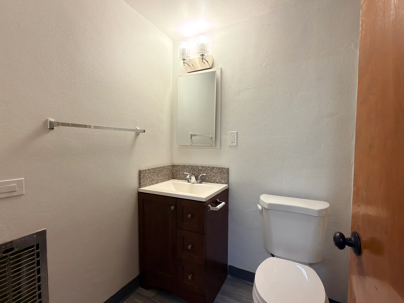 Studio, 425 sqft, $1,750 — Photo 3