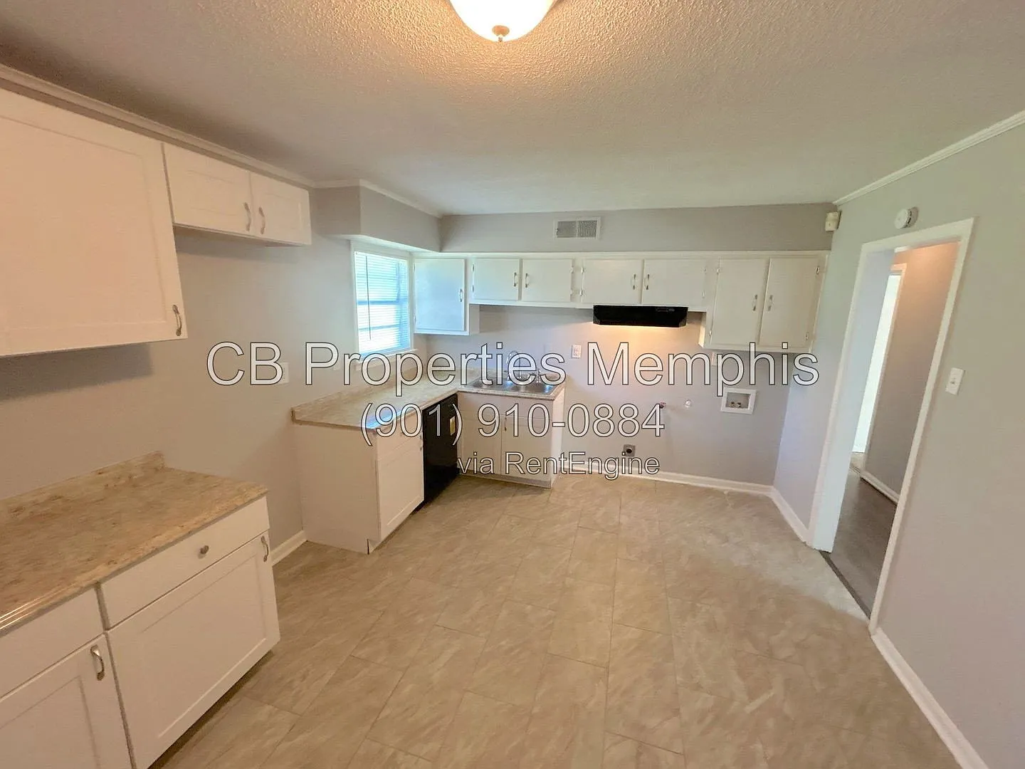 3 bed, 1.0 bath, 1033 sqft, $1,095 — Photo 2