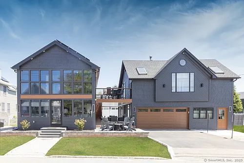 48 Swan Ave Photo 1