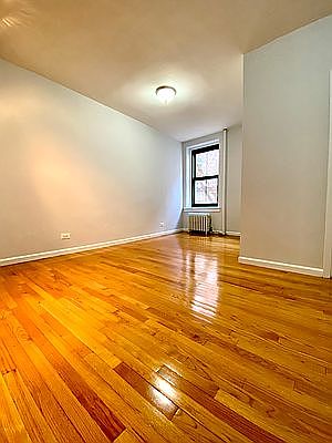 4th image of 504 E 79th St APT 5B