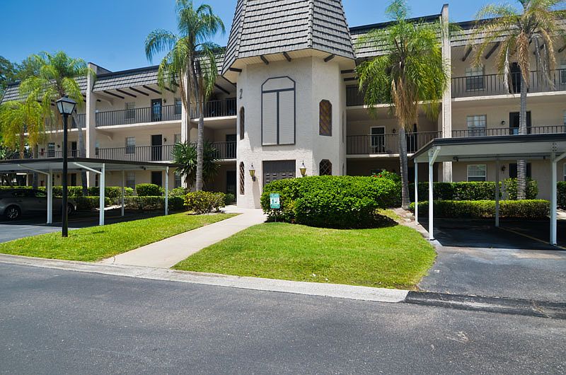 1st image of 215 Cordova Grn