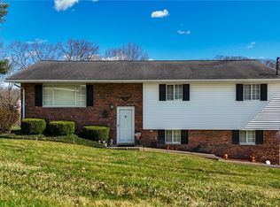 234 Woodlawn Ave, Belpre, OH 45714