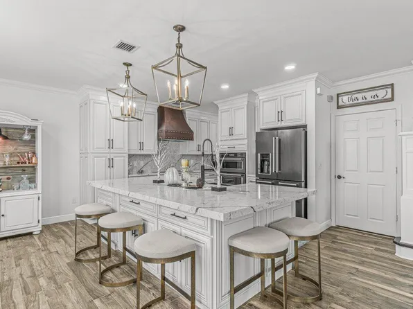 9862 Warner Lane, Wellington, FL 33414