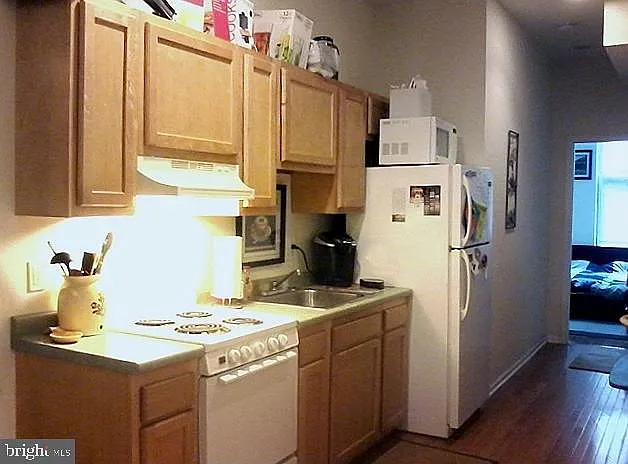 1531 Poplar St #1 — Photo 7