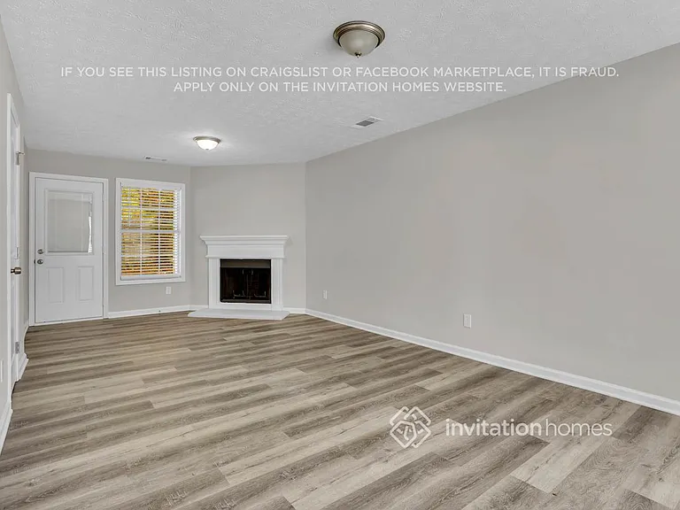 5230 Alexander St — Photo 9