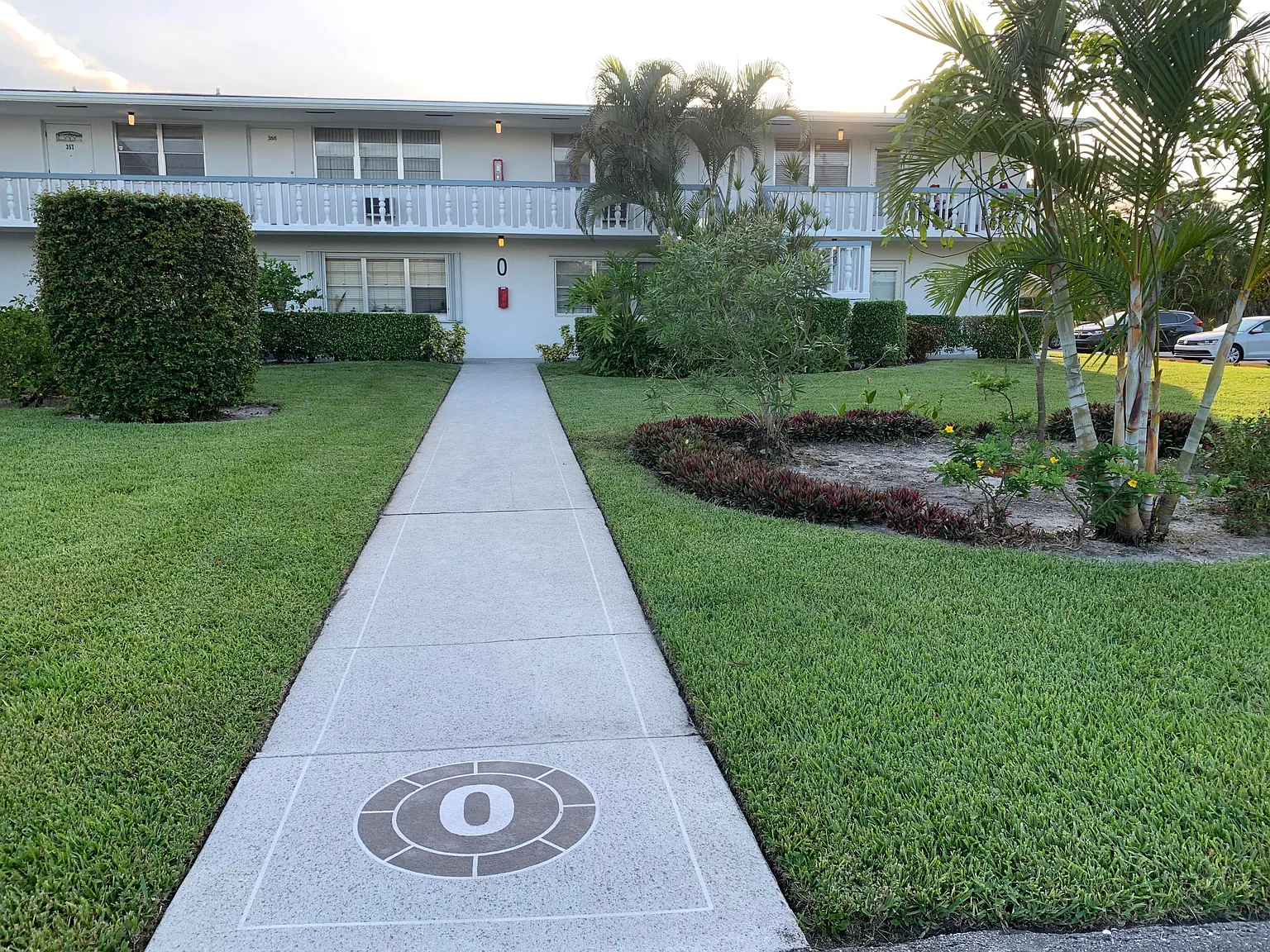 1 bed, 1.5 bath, 684 sqft, $1,450 — Photo 2