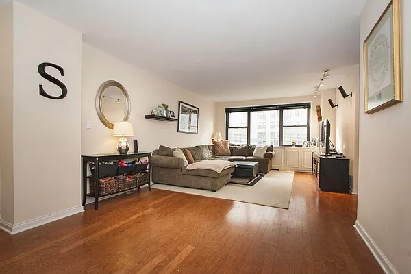 Sold by Owner | media 10