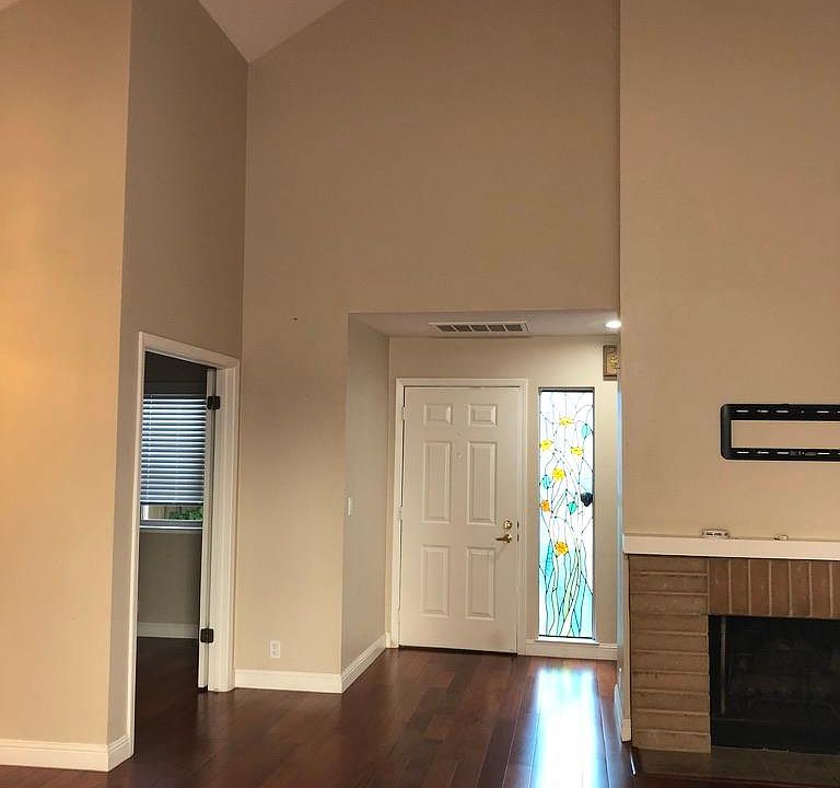 1st image of 7208 Via Vico