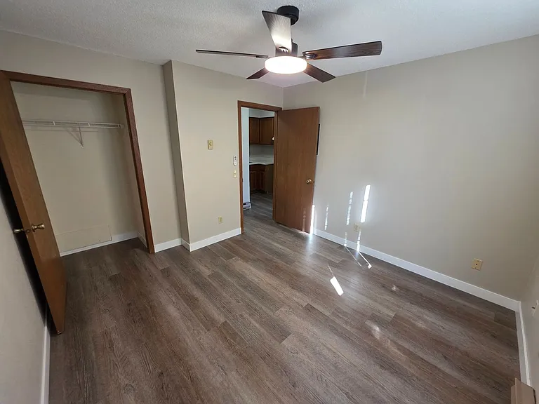 4932 Coventry Ct — Photo 5
