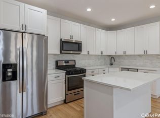 1130 N Ridgeway Ave #1S, Chicago, IL 60651