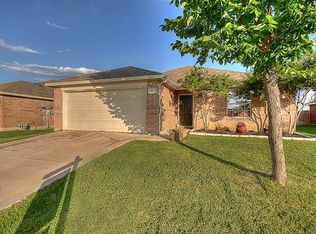 14044 Bronc Pen Ln, Haslet, TX 76052