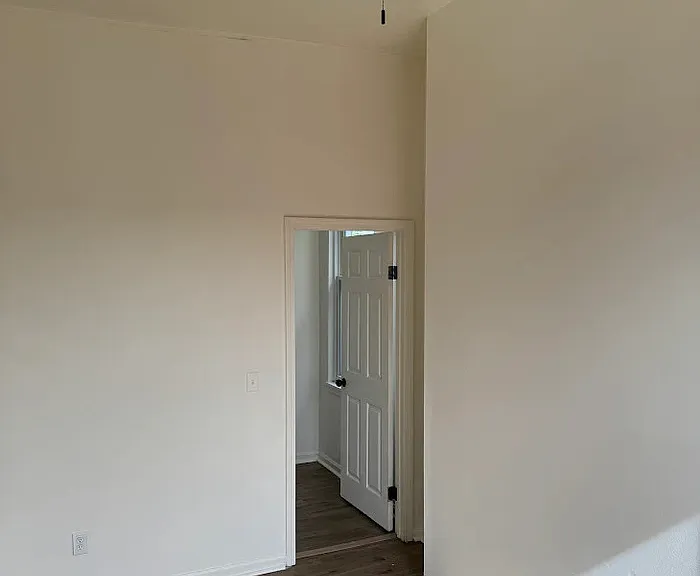 126 E 11th St #2 — Photo 15