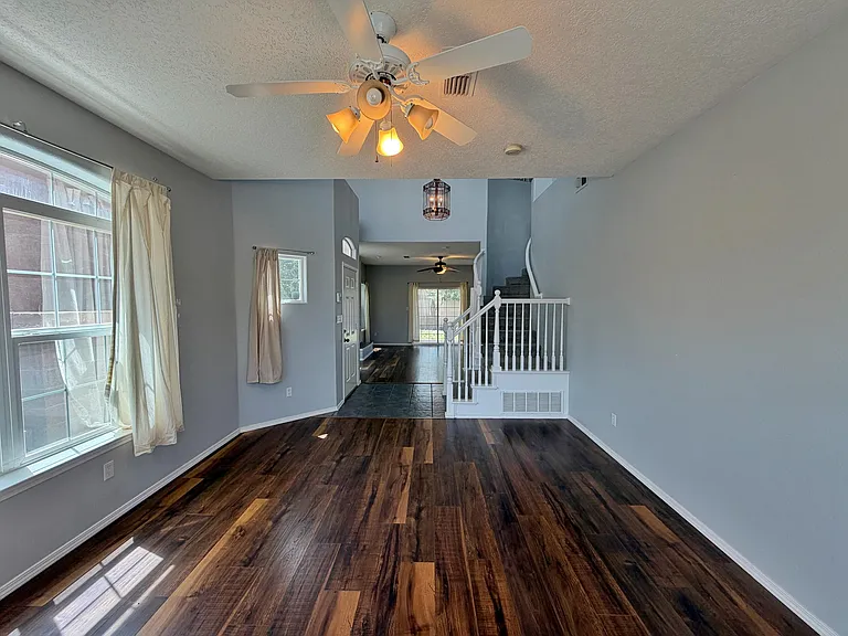 7300 Tricia Rd NE — Photo 22