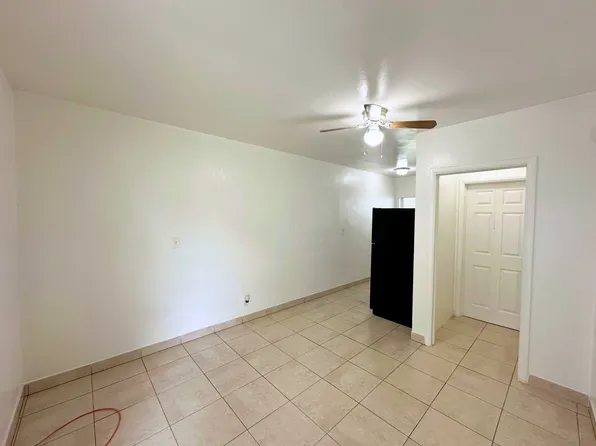 918 S Federal Hwy #12, Lake Worth, FL 33460