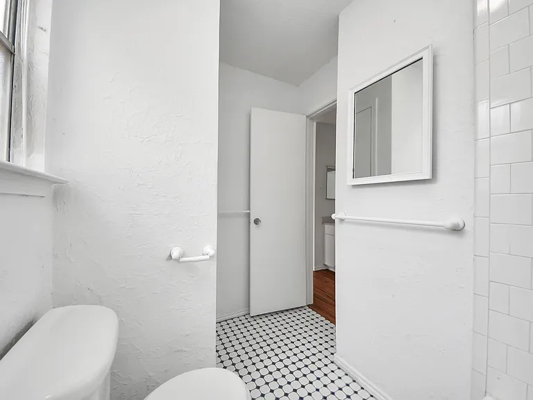 17003 Amidon Dr — Photo 23