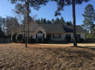 196 Bellhaven Dr, Whispering Pines, NC 28327