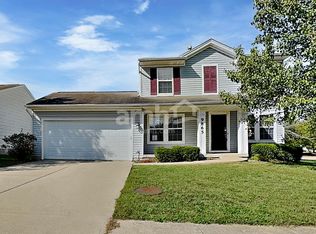 9865 Whispering Pine Dr, Tipp City, OH 45371