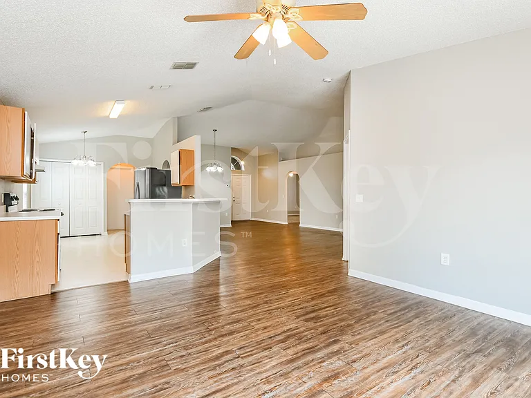 4434 Stone Meadow Dr — Photo 4