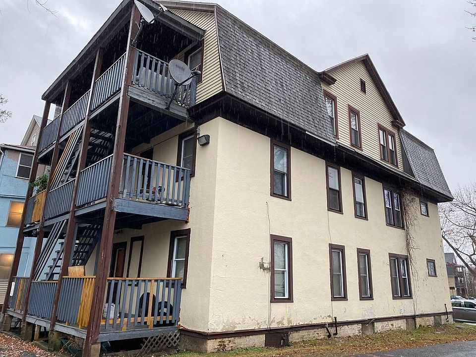 2nd image of 320 Park St