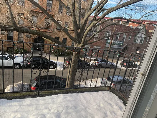 Rented by Voro, LLC | media 11