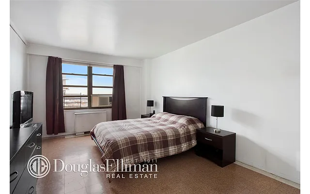 Sold by Douglas Elliman | media 11