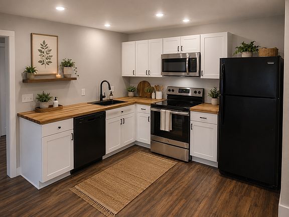 3rd image of 1245 14th Ave #1