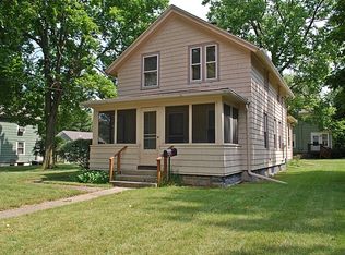 124 S Washington Ave, Batavia, IL 60510