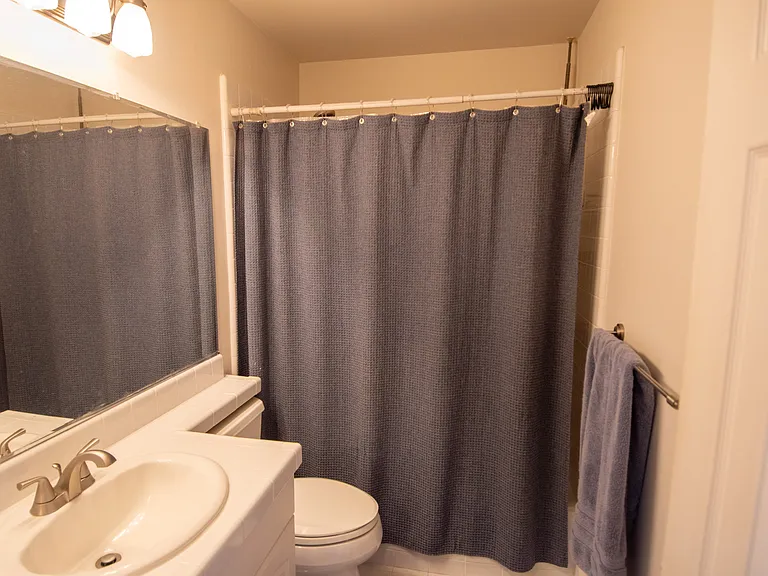 813 Comstock Dr — Photo 23