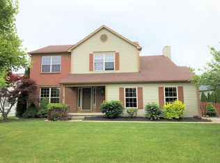 1378 Wilhoit Ave, Lewis Center, OH 43035