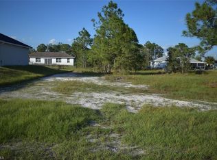 2606 37th St SW, Lehigh Acres, FL 33976