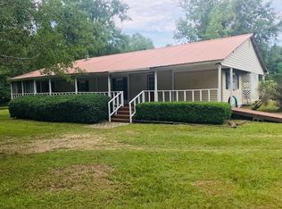 15 Art Rd, Hattiesburg, MS 39402