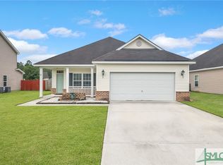 5 Twin Oaks Pl, Savannah, GA 31407