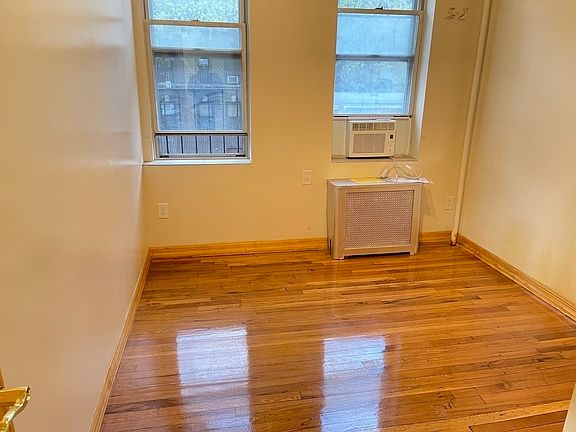 4th image of 33-14 31st Ave #2