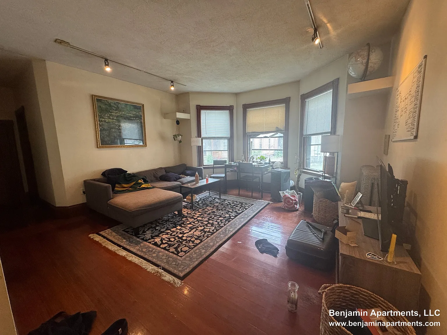 2 bed, $2,500 — Photo 1