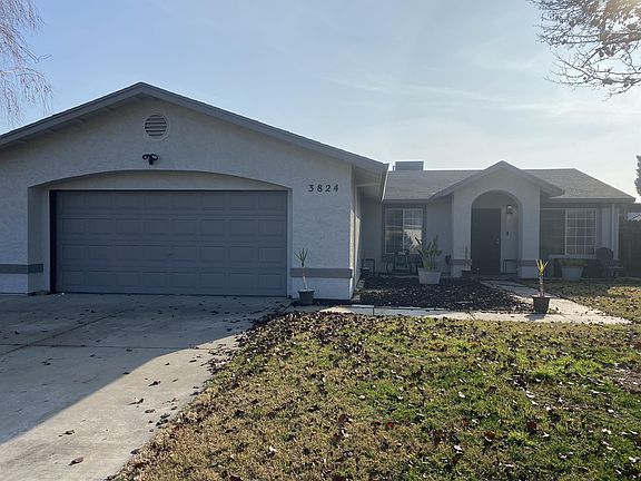 3rd image of 3824 Hollywood Dr