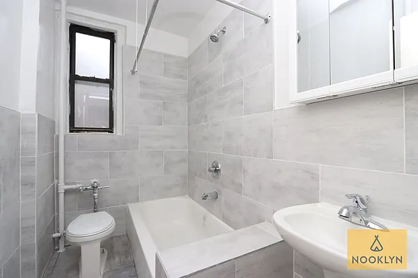 Rented by Nooklyn NYC LLC | media 4
