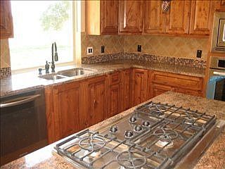 5th image of 822 Oak Bluff Trl