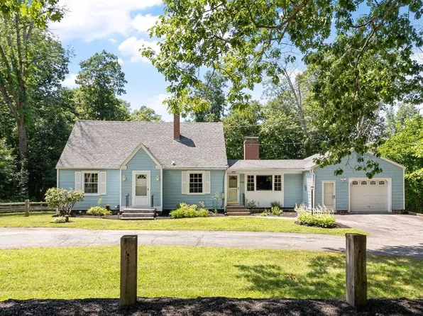 203 Center Depot Rd, Charlton, MA 01507