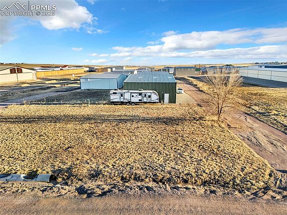 3rd image of 8128 Cessna Dr