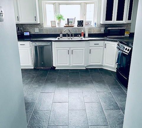 2nd image of 50645 Bower Dr