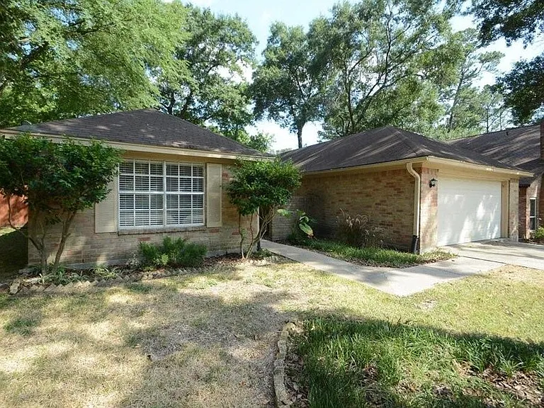 15 S Tallowberry Dr — Photo 2