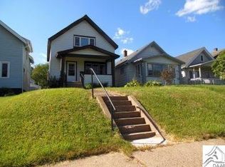 4421 W 7th St, Duluth, MN 55807