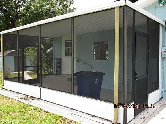4th image of 1408 Laurel Dr