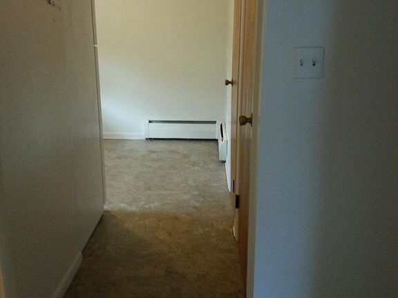 3rd image of 243-255 Monroe St #B3