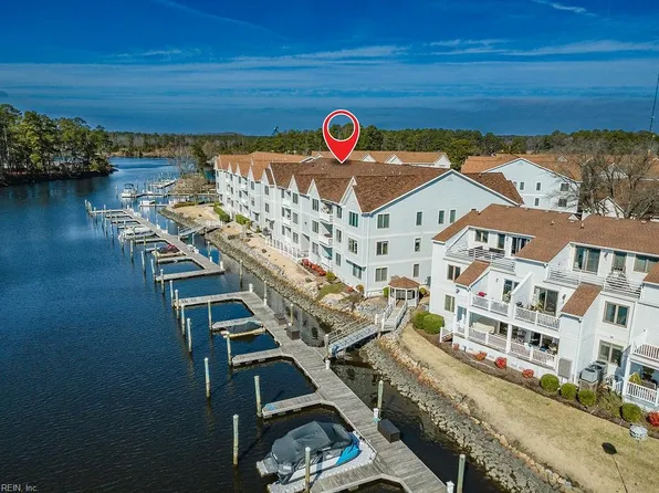 7 Harbor Watch Dr Unit 211, Chesapeake, VA 23320