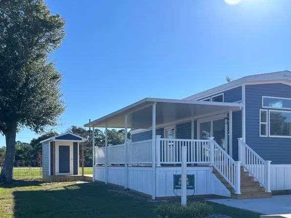 1204 Cedar Point Blvd #1, Cedar Point, NC 28584