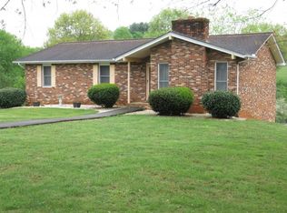 714 Redwood Dr, Mt Carmel, TN 37645