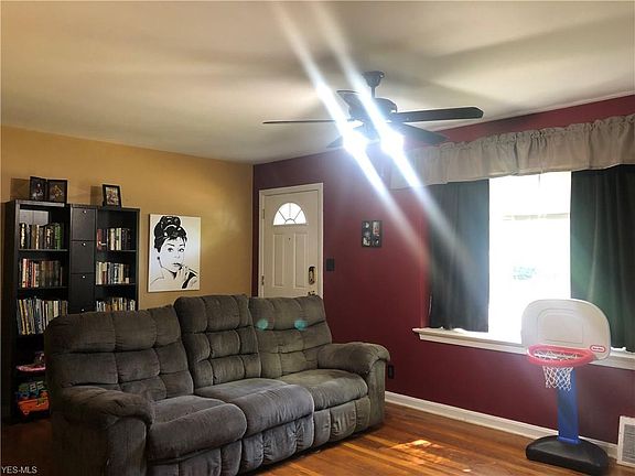 4th image of 2456 15th St