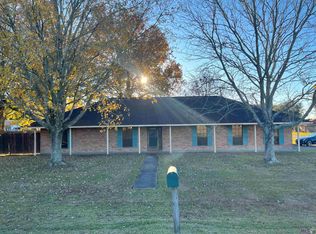 23940 Sherwood Dr, Plaquemine, LA 70764